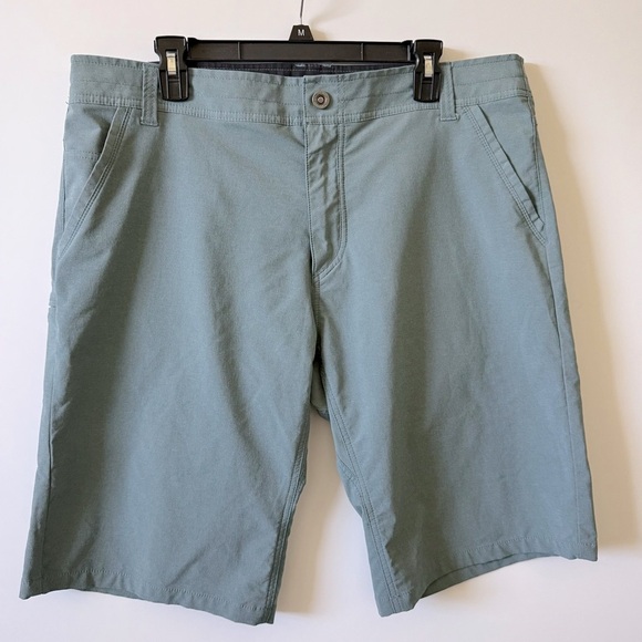 Kuhl Amphibia Casual Shorts Men Size 38 Lightweight 12” Travel Activewear Green - Picture 4 of 15